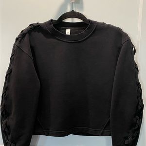 Lululemon black sweater